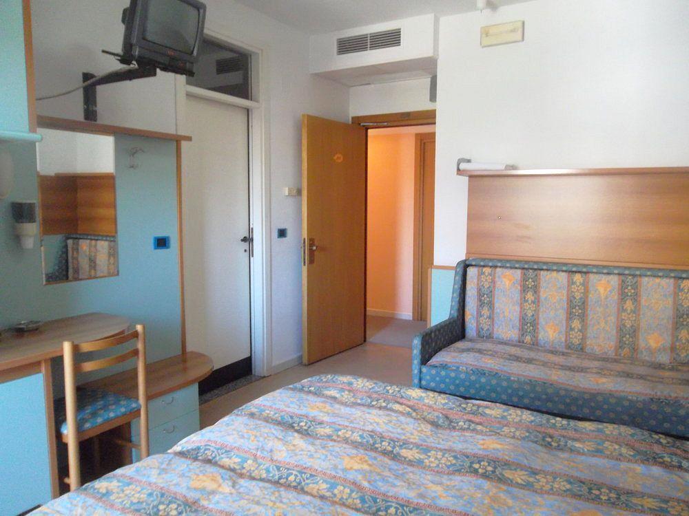 Hotel Marina Roseto Degli Abruzzi Eksteriør bilde