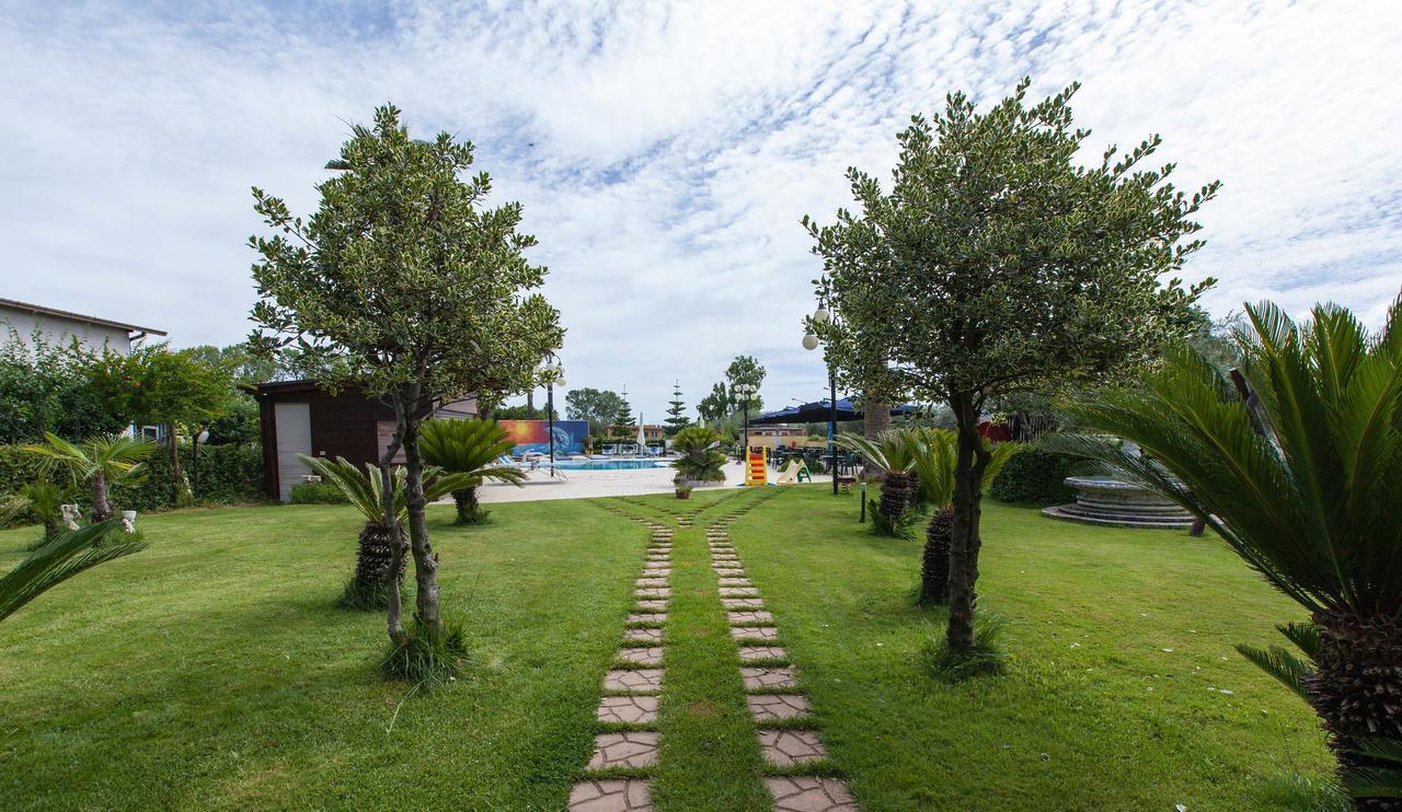Hotel Marina Roseto Degli Abruzzi Eksteriør bilde
