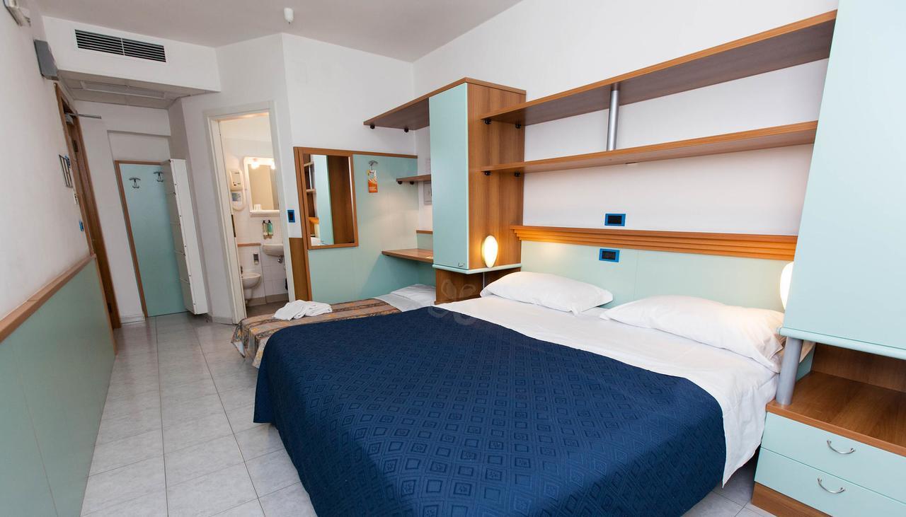 Hotel Marina Roseto Degli Abruzzi Eksteriør bilde