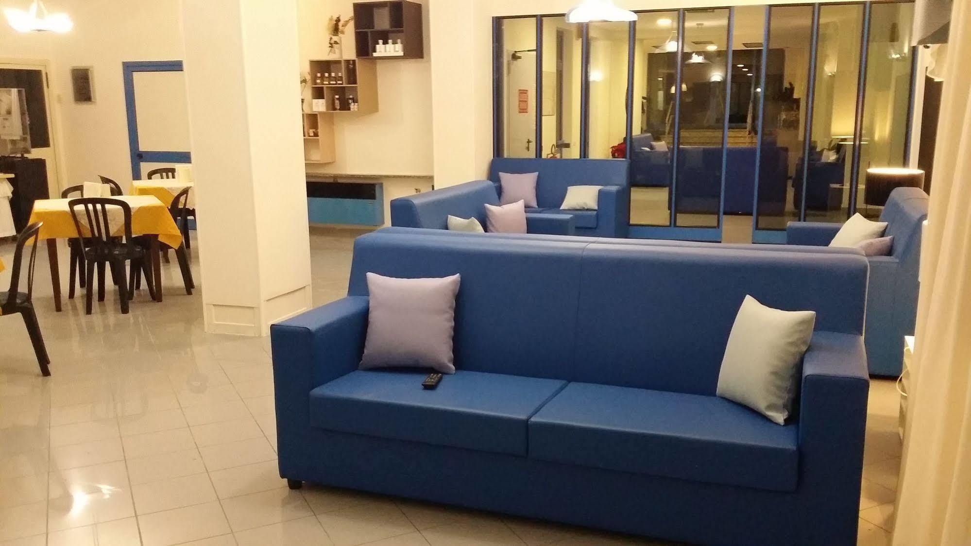 Hotel Marina Roseto Degli Abruzzi Eksteriør bilde