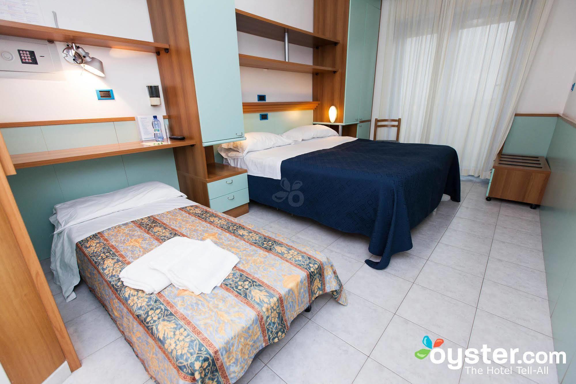 Hotel Marina Roseto Degli Abruzzi Eksteriør bilde