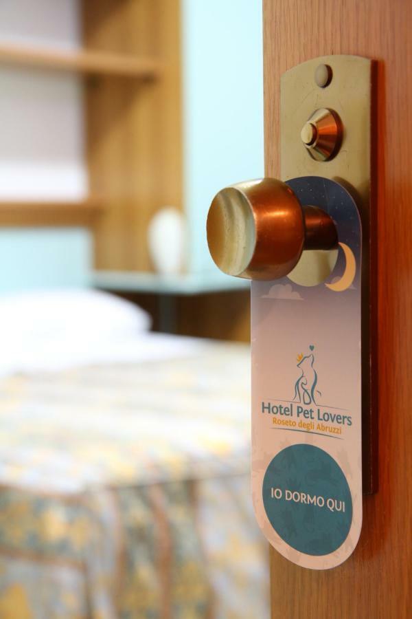 Hotel Marina Roseto Degli Abruzzi Eksteriør bilde